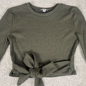 Green Long Sleeve Crop Top